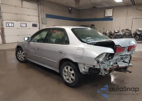 2001 Honda Accord 2.3 Ex из США, поврежденный, VIN 1HGCG55631A136784